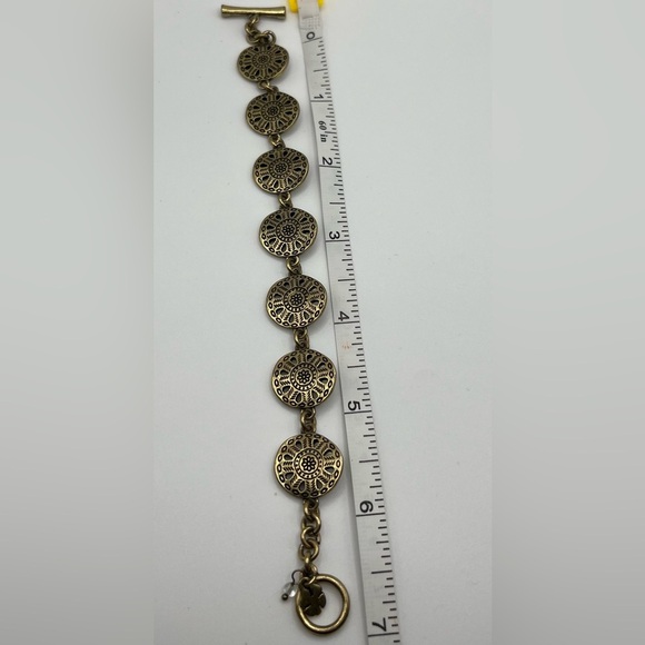 Lucky Brand Medallion Link Bracelet - Antique Gold Tone, 7.5” - Picture 5 of 5